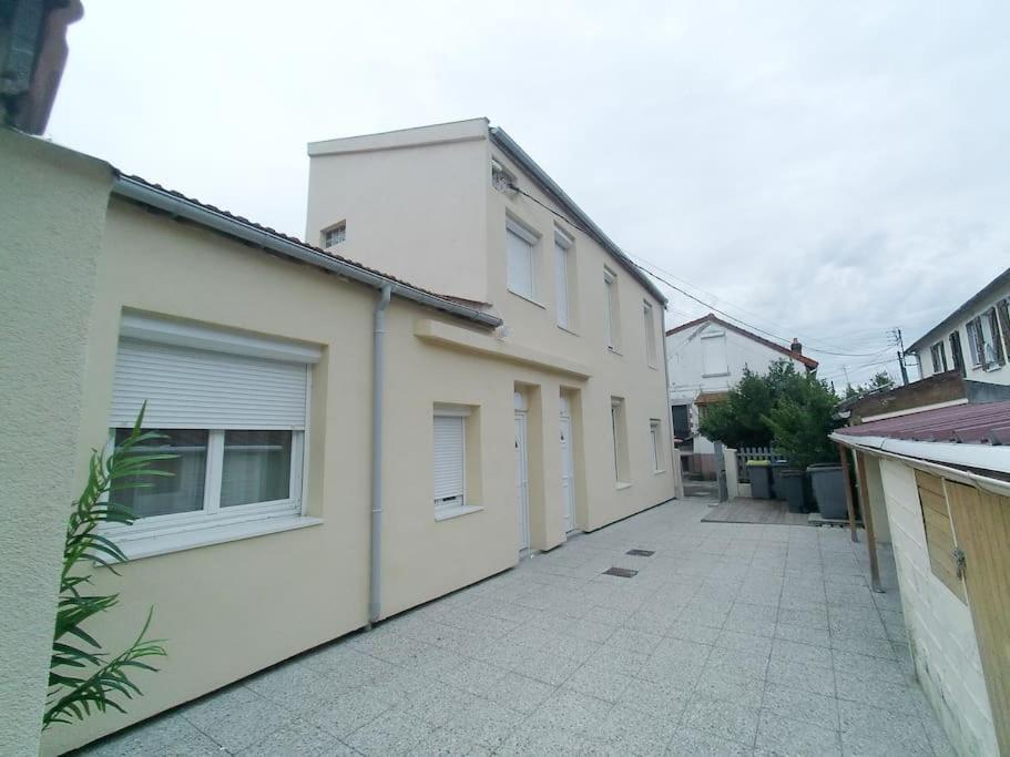 Apartamento *Douceur Des Tropiques*Parisis Argenteuil Exterior foto